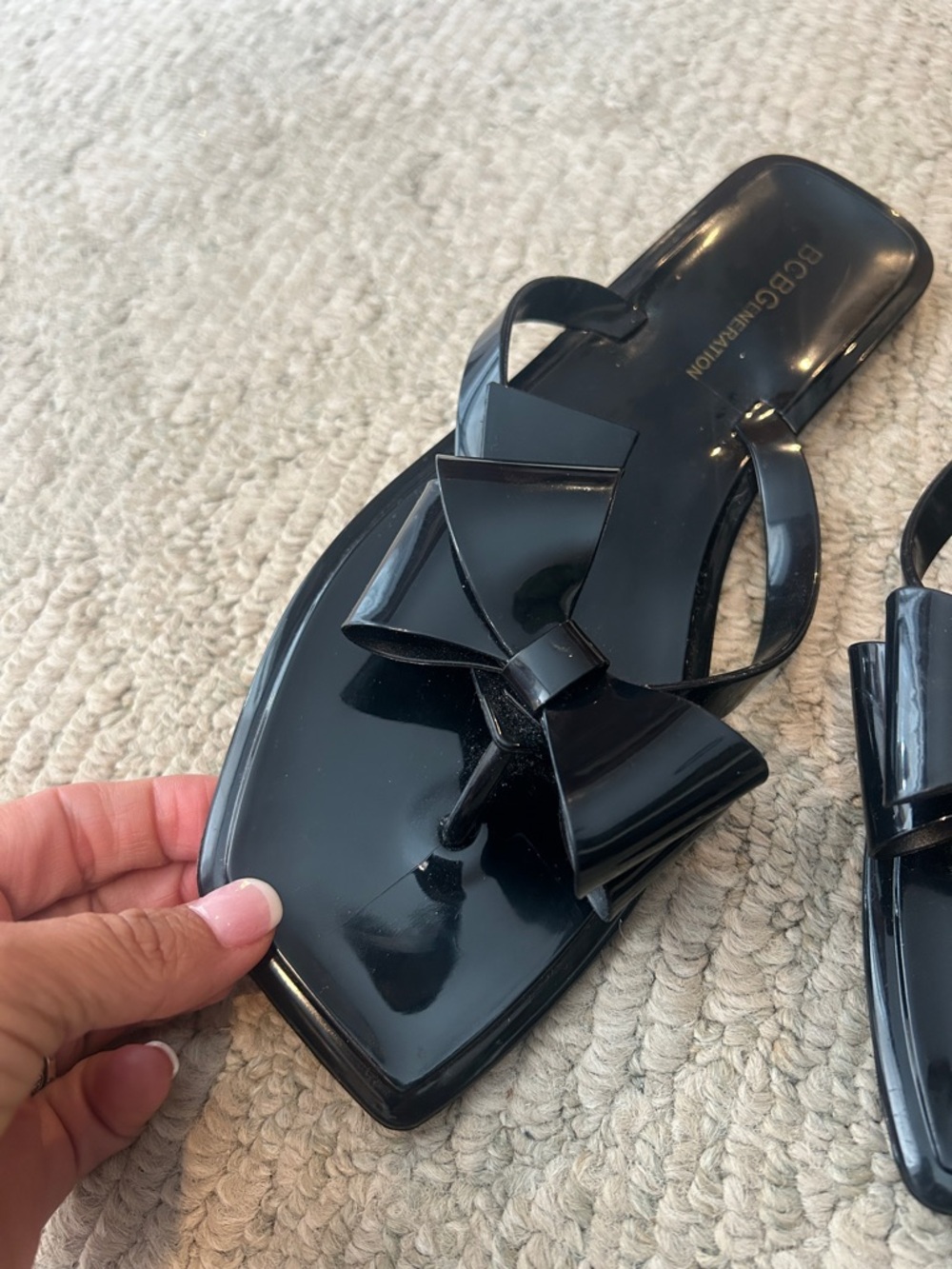 BCBGeneration Black Patent Bow Flip Sandal - Picture 5 of 11